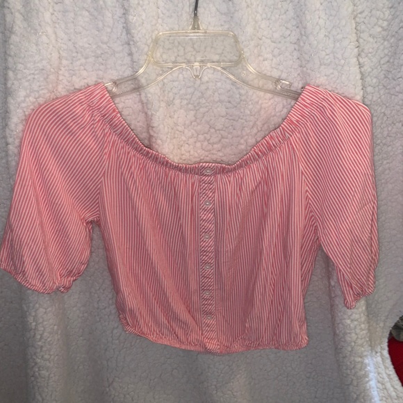 off the shoulder pink & white crop top - Picture 2 of 3
